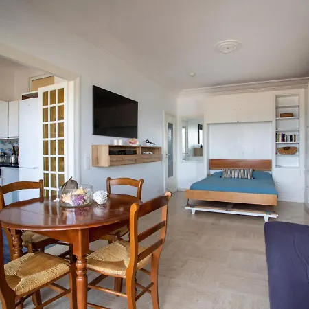 Appartement Le Corail By Interhome Villeneuve-Loubet