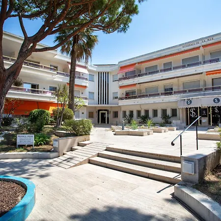 Le Corail By Interhome Appartement Villeneuve-Loubet