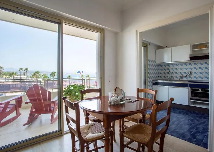 Appartement Le Corail By Interhome Villeneuve-Loubet
